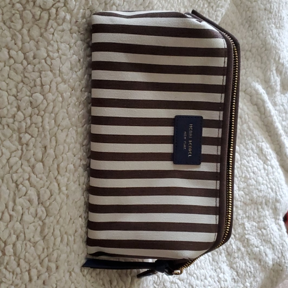Henri Bendel Dopp Kit